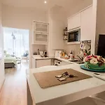 Makes Happy Apartamento *