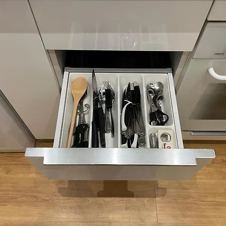Makes Happy Apartment *
