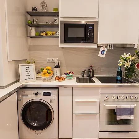 Makes Happy Daire Budapeşte