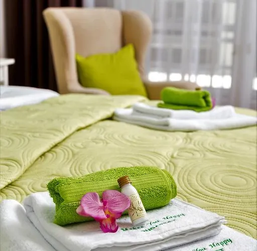 아파트 Makes Happy